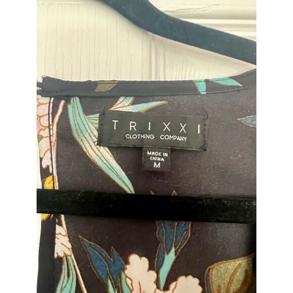 Women’s Floral Dress Size Medium Trixxi Midi - Picture 4 of 9